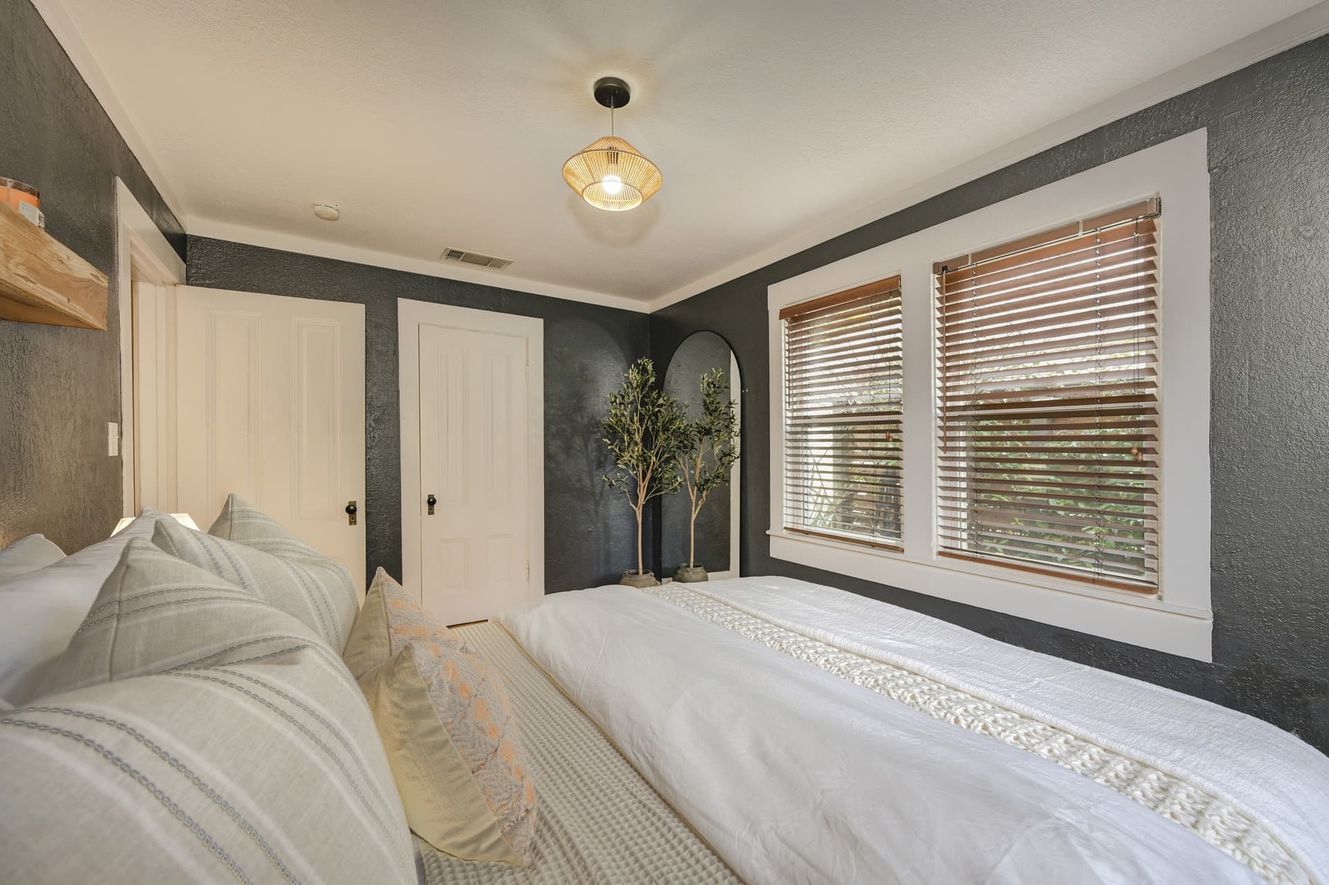 Bedroom-2